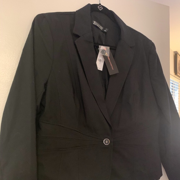 Blazer - Picture 1 of 4